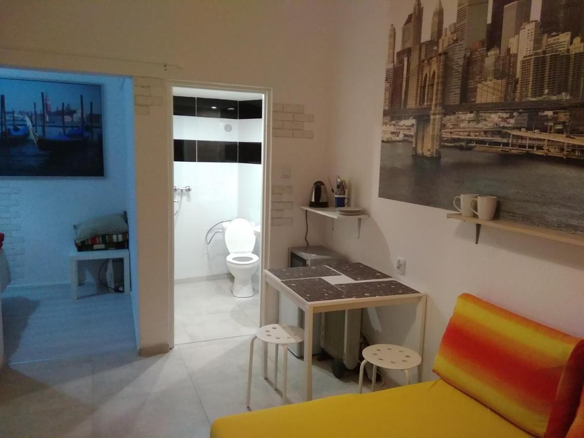Apartament Przy Parku Noclegi ปวอตสก์ ภายนอก รูปภาพ